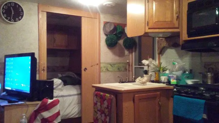 Flamingo Trailer Park Picture 2
