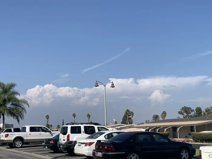 Mertz Del Amo Estates Picture 5