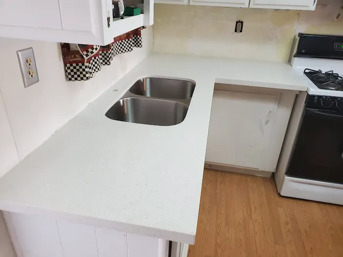Sea Aira Estates Mobile Home Park Picture 6