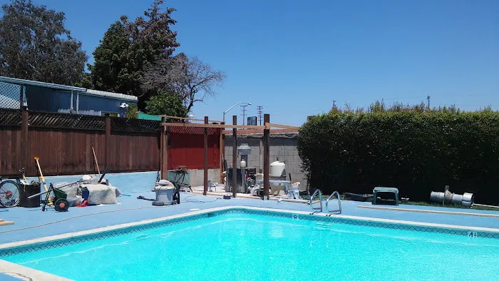 Rainbow Mobile Home Park Picture 1