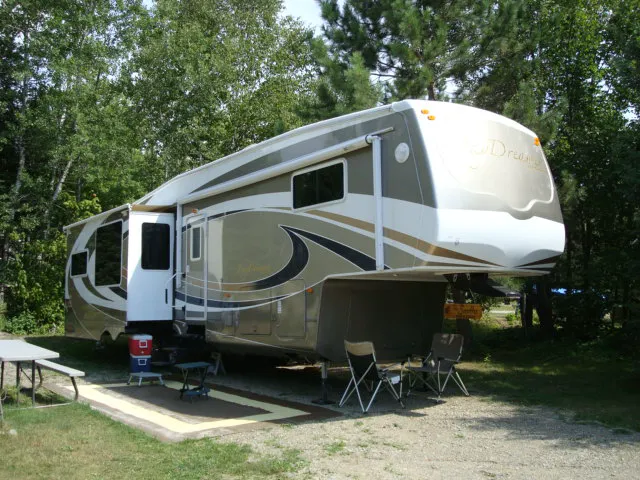 Canoe Country Cabins and Campground Picture 2
