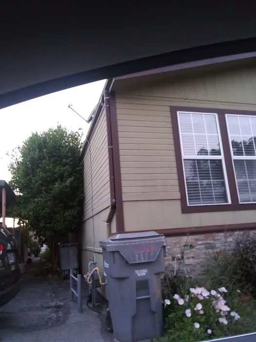 Lynwood Mobile Lodge Picture 1