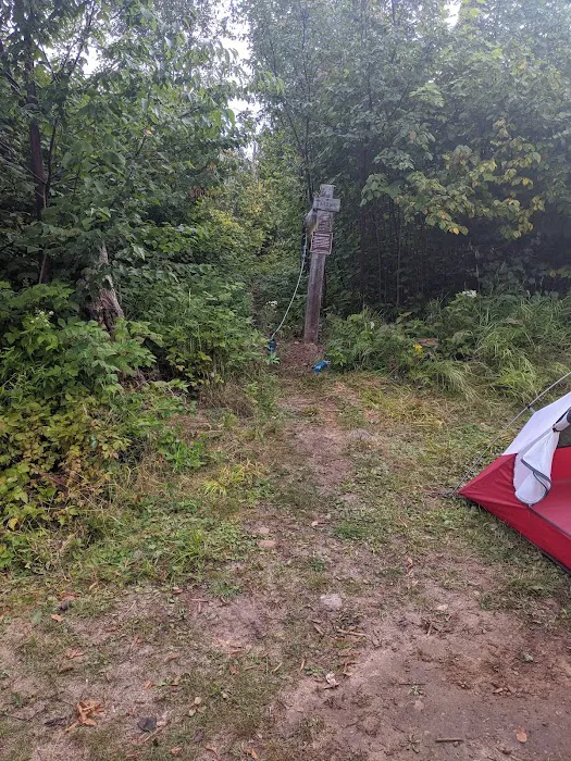 Sugarloaf Pond Camp Picture 3