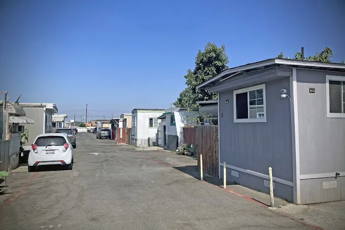 Gardena Mobile Home Park Picture 5
