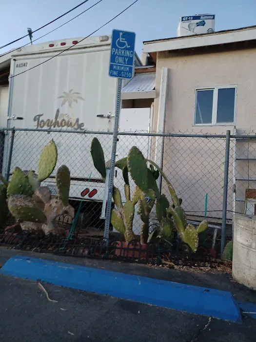Paradise Trailer Park Picture 7