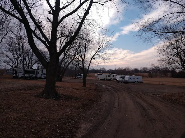 Meadow View Park Picture 8