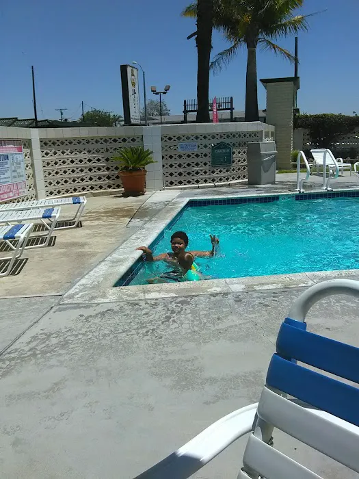 Gardena Villas Picture 9