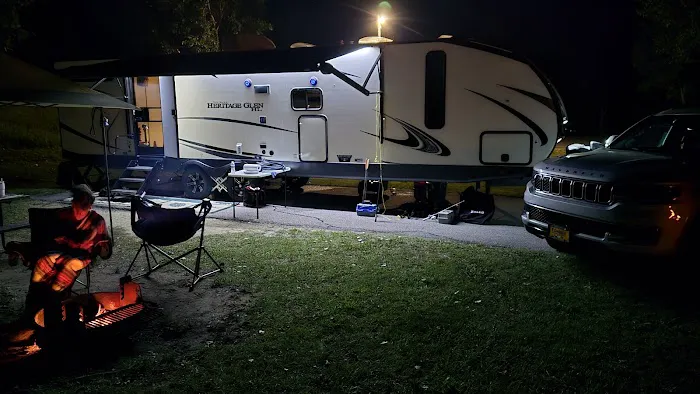 South Shore Campground Picture 3