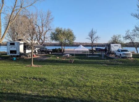 Middle Oak Creek Campground