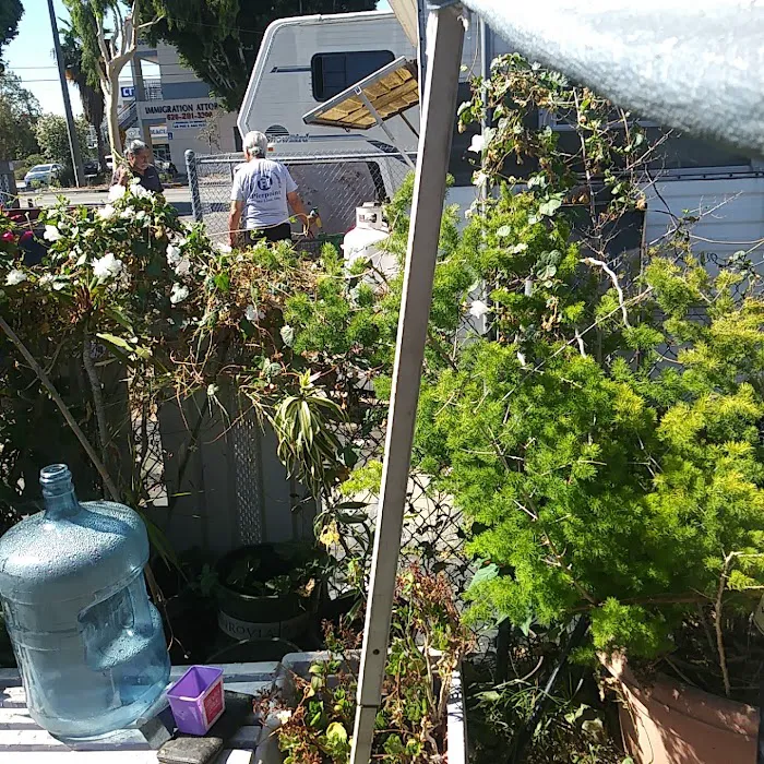 Vagabond Villa Mobile Park Picture 3
