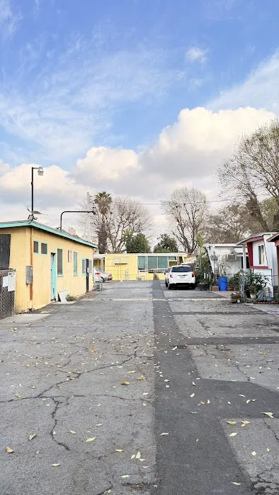 Small MHP - El Monte Picture 1