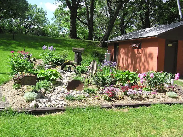 Swan Lake Resort & Campground Picture 7