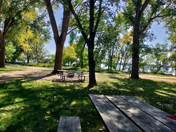 BIG STONE LAKE STATE PARK CAMPGROUND Picture 5