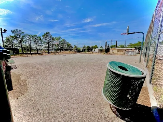Gaslight Square Homes & RV Community Picture 5
