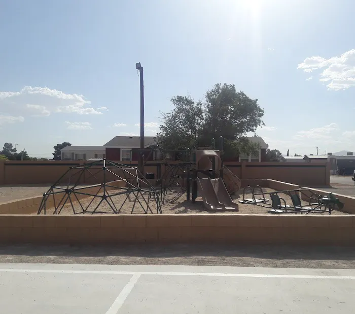 Regency Village Mobile Home Park Picture 6