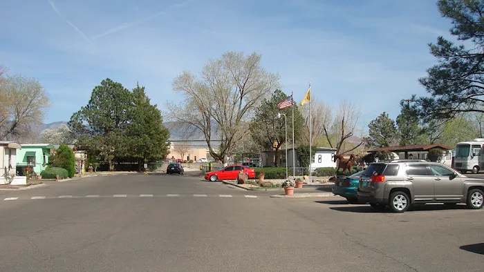 Green acres RV park Picture 4