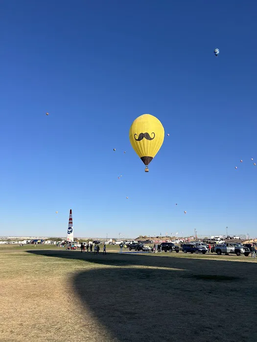 Balloon View Homes & RV Park Picture 10