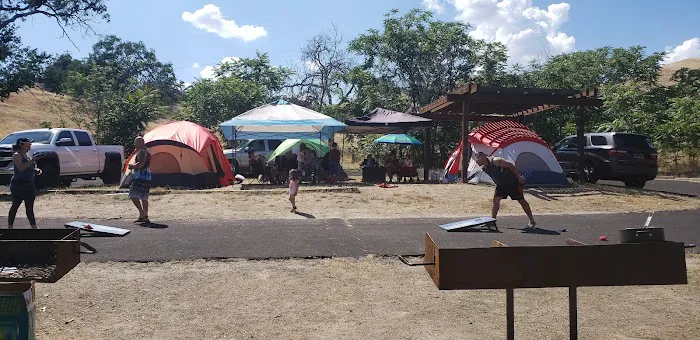 Mono Campground Picture 7
