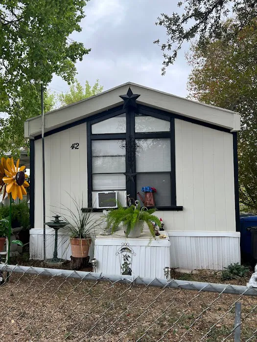 Westwood Mobile Home Estates Picture 6