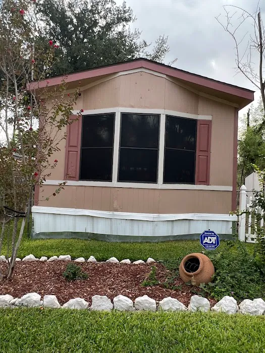 Westwood Mobile Home Estates Picture 4