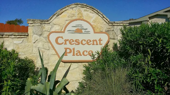 Crescent Place Picture 4