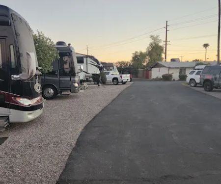 Twin Palms RV Park