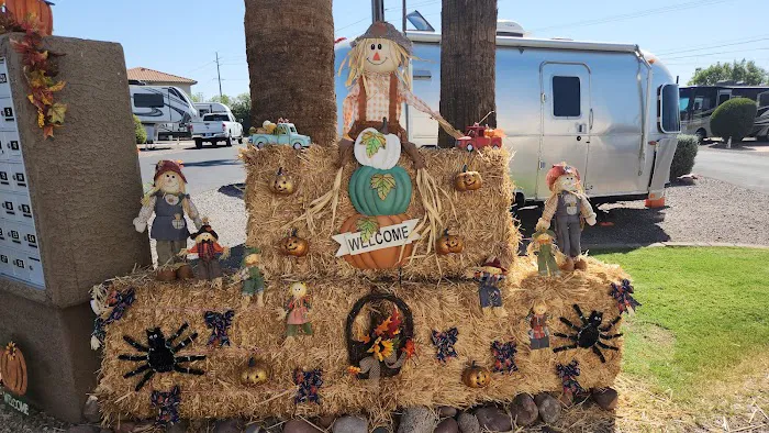 Twin Palms RV Park Picture 8