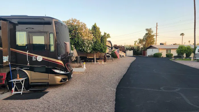 Twin Palms RV Park Picture 7