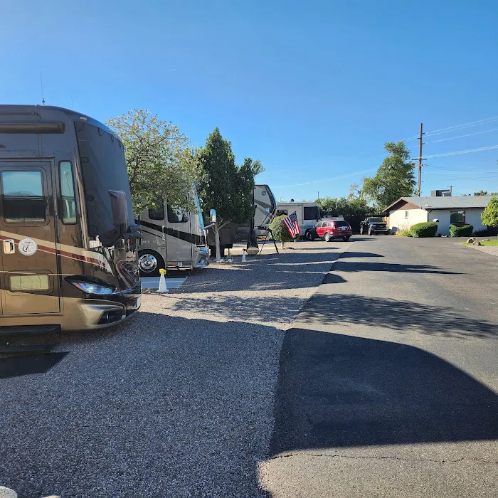 Twin Palms RV Park Picture 10