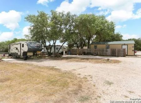 Medina River Rv Park and Camping