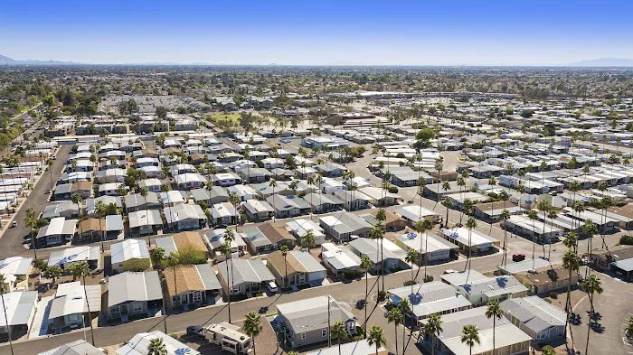 Palm Gardens 55+ Manufactured Housing Community & RV Resort Picture 5