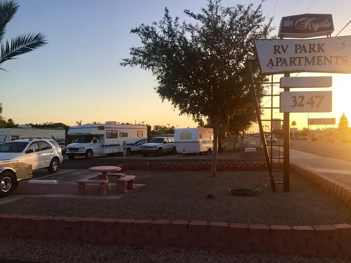 Krystle RV Park & Apartments Picture 8