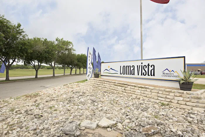 Loma Vista - Manufactured Home Community Picture 2