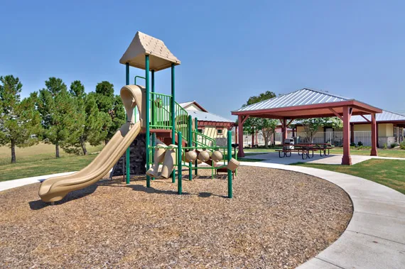 Oak Ranch - Manufactured Home Community Picture 6