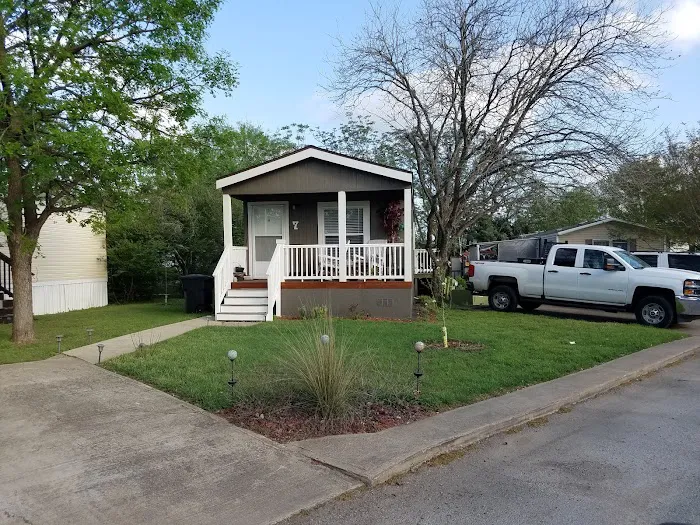 Forest Oaks Village Picture 2