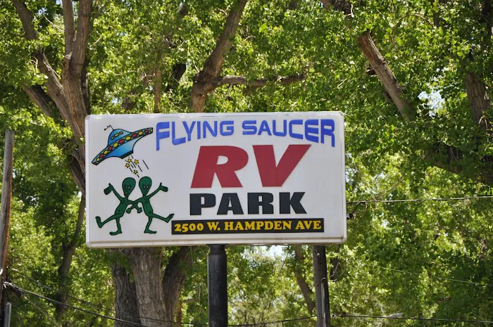 Flying Saucer RV Park Picture 3