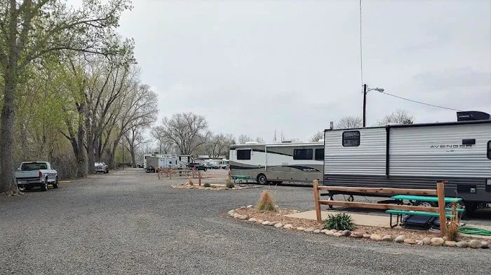 Applewood RV Resort by Rjourney Picture 3