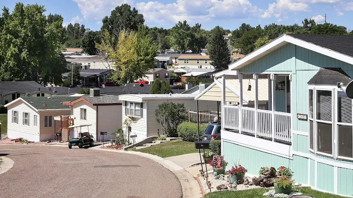 Holiday Hills Village Picture 1