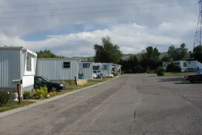 Pleasant View Mobile Home Park Picture 1