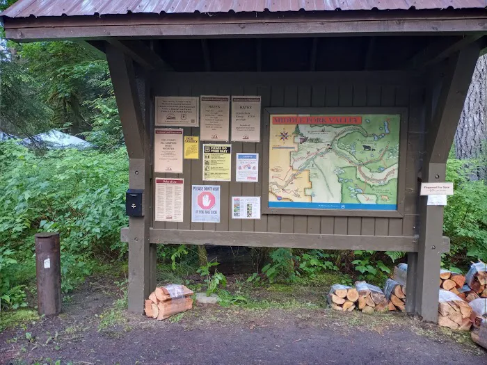 Middle Fork Campground Picture 6