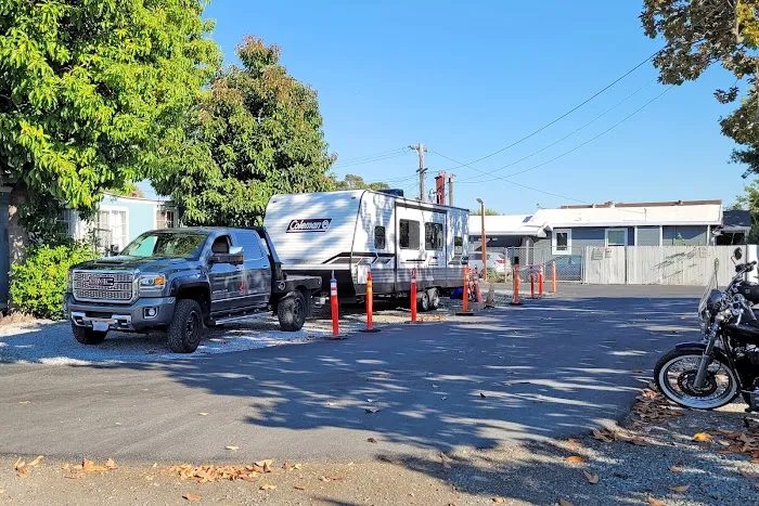 Rodeo Mobile Home & RV Park Picture 10