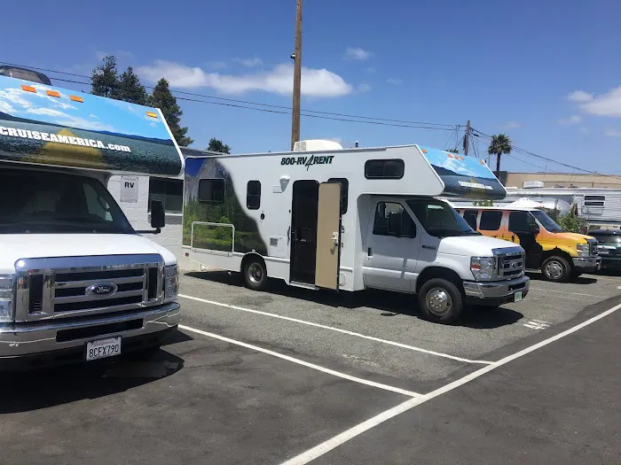 Golden Gate Trailer Park Picture 5