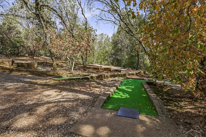 Placerville RV Resort & Campground Picture 10