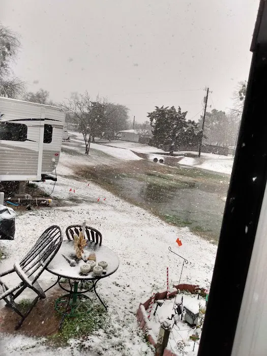 Primrose Lane MH & RV Park Picture 4