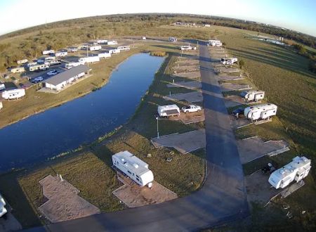 Hardy's Landing RV Park - College Station