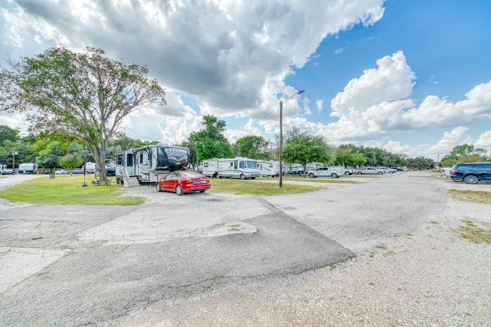 Oak Haven RV (formerly BCS Village 21 RV Park) Picture 2