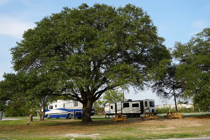 Hidden Creek RV Resort Picture 4
