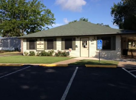 Oakwood Manufactured Home Community