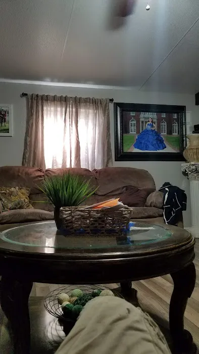 Oakwood Manufactured Home Community Picture 5