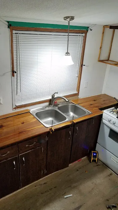 Oakwood Manufactured Home Community Picture 4